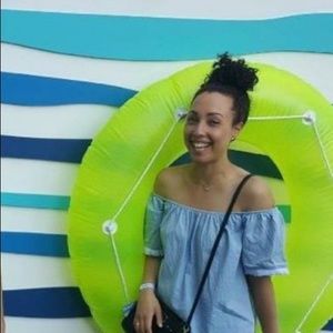 Meet your Posher, Justine